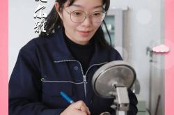 物业美女员工风采怎么写(物业美女员工风采怎么写简历)